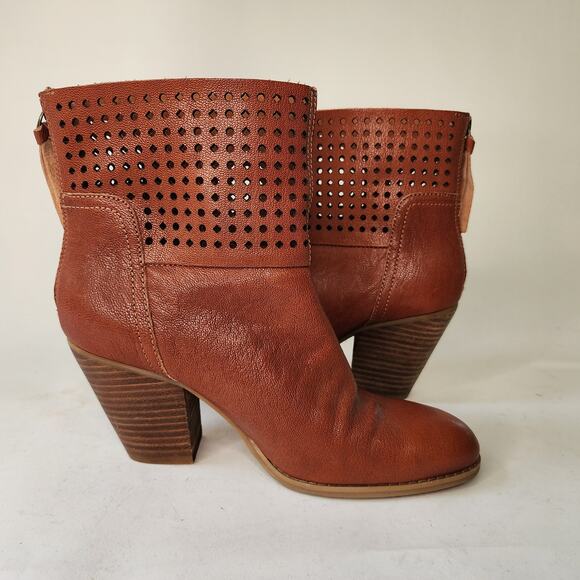 Nine West Hippy Chic Booties 7M Perforated Leather Brown Ankle Boot - Picture 6 of 9